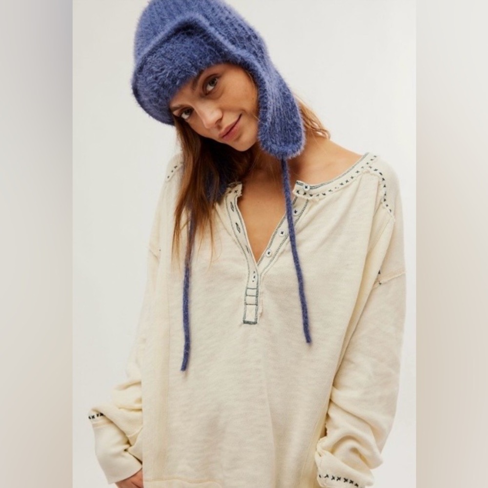 NWOT! Free People We The Free Taylor Henley; Vintage White; Size XS